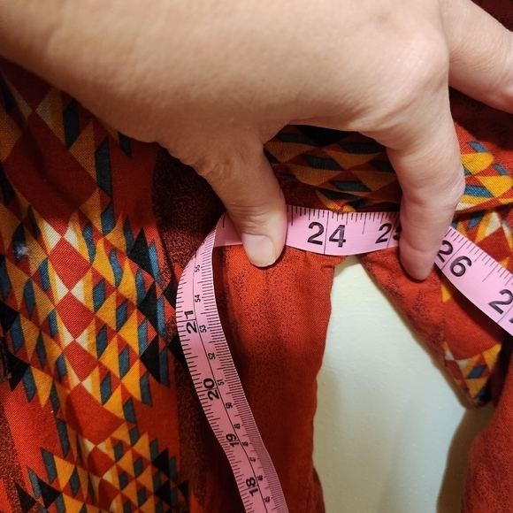 Vintage WRANGLER Red Geometric Aztex Western Shirt Pearl Snap Long Sleeve  XLT - Picture 8 of 10